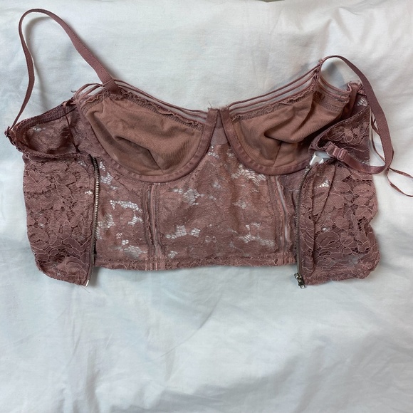 ReVamped Pink Lace Top - Picture 2 of 3